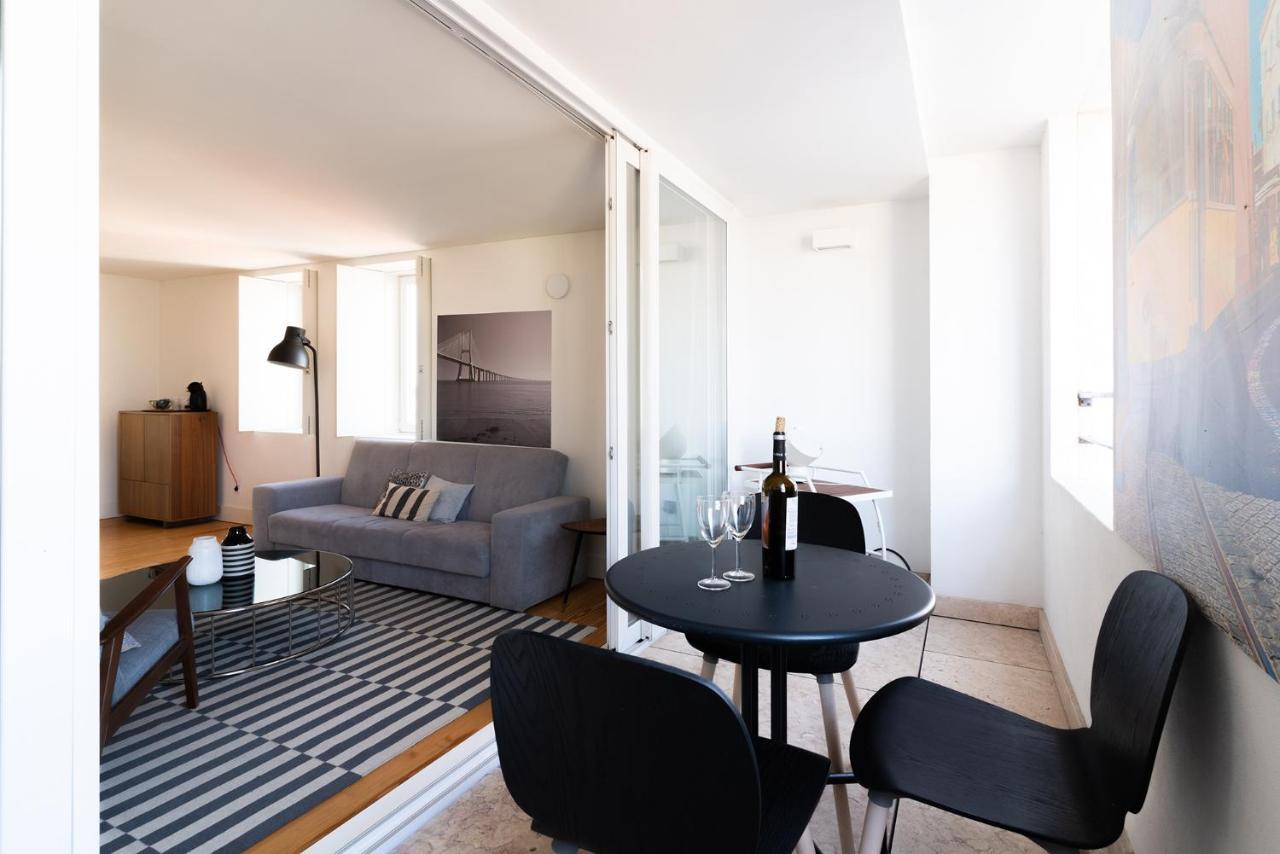 Apartment Amazing Rooftop At Center Lisbon